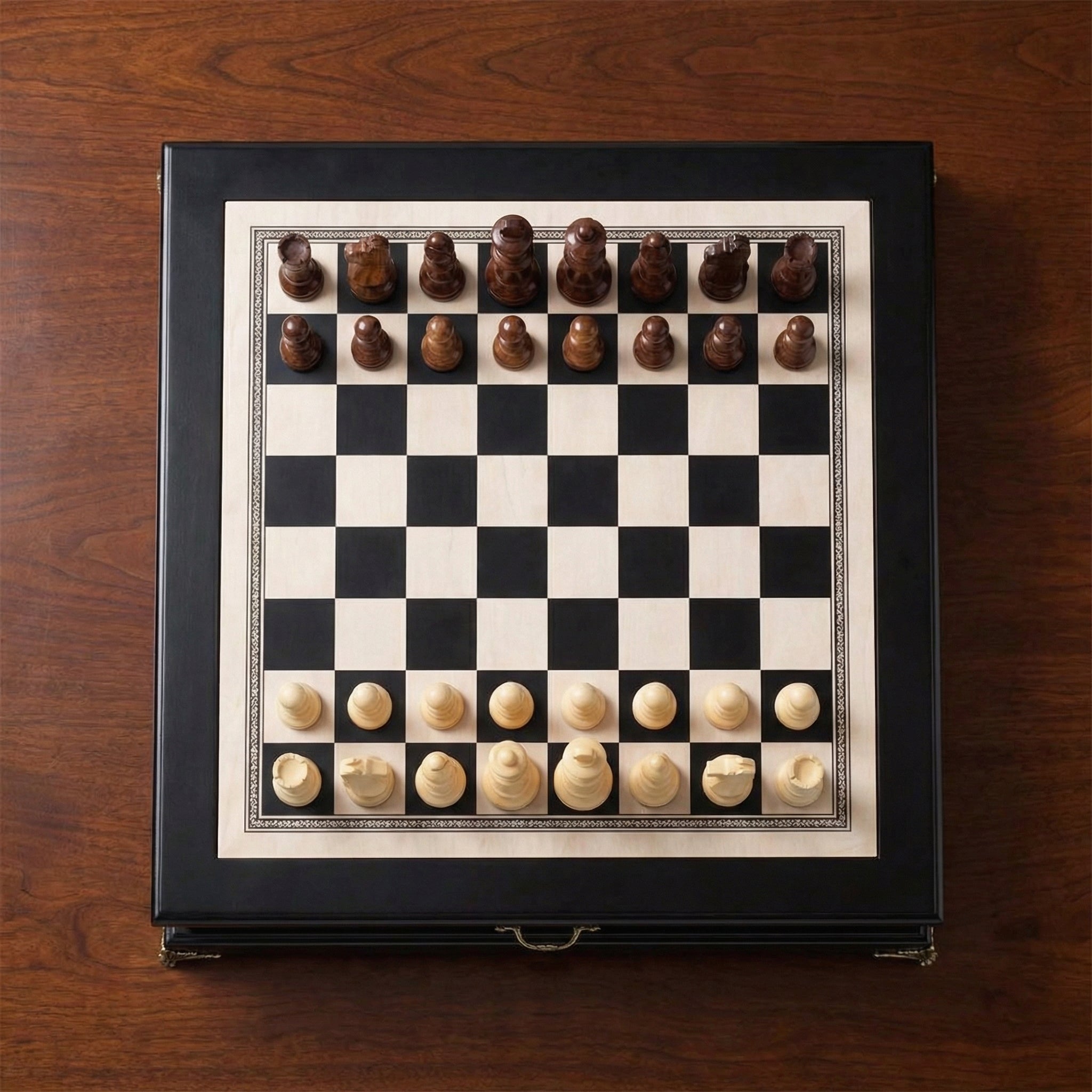 Jeu d'échecs avec tiroir en bois d'Olivier