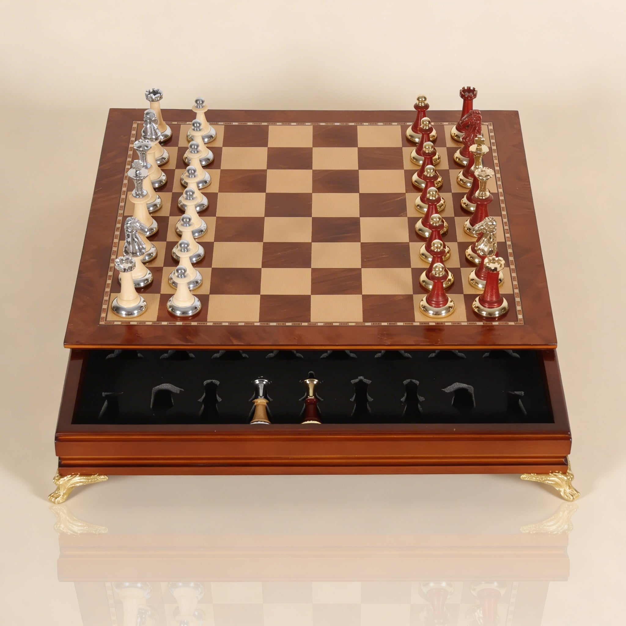 Jeu d'échecs en bois d'ébène avec rangement sous plateau
